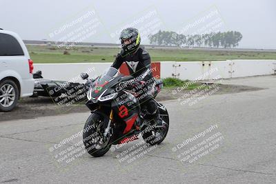 media/Nov-29-2025-TrackDaz (Sat) [[10ae2d9bce]]/Around the Pits/